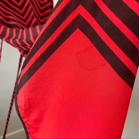 French Connection red & navy chevron print 100% silk maxi dress size 10 - Picture 13 of 13